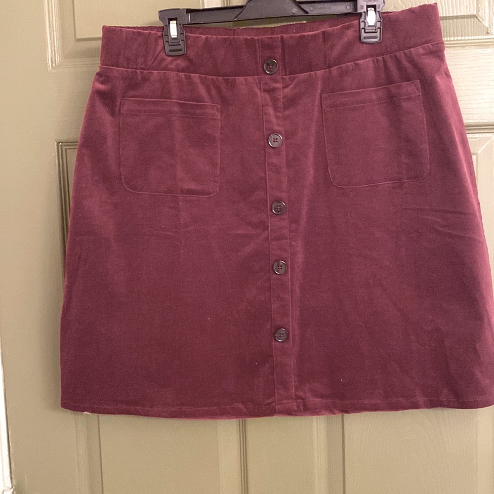 Moroon Short  Skirt